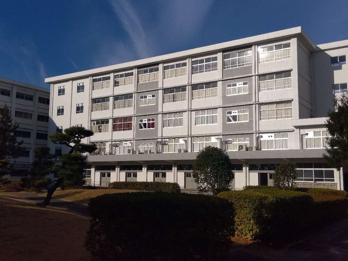 市ヶ尾高等学校